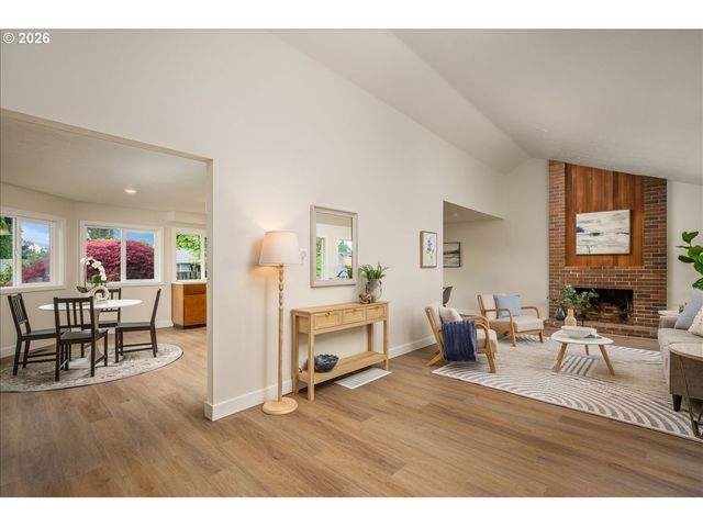 4146 Ne MEADOW Ln, Hillsboro, OR 97124