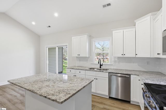 121 Tubbs Mountain Road, Travelers Rest, SC 29690