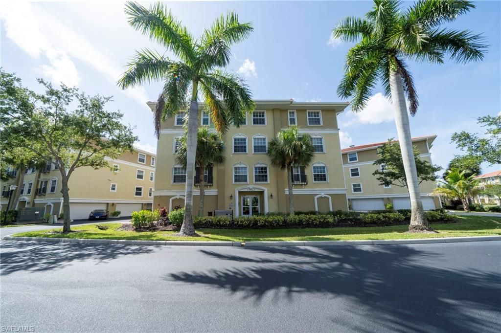 10041 Lake Cove DR 202, FORT MYERS, FL 33908 — exterior