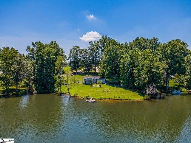 240 Canady Road, Wellford, SC 29385