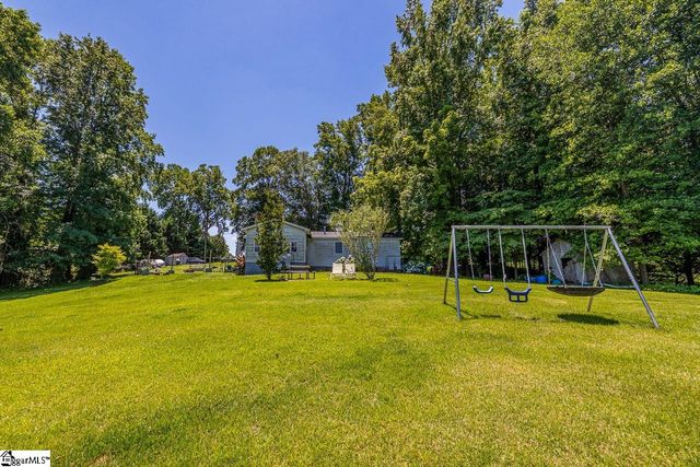 240 Canady Road, Wellford, SC 29385