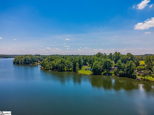 240 Canady Road, Wellford, SC 29385