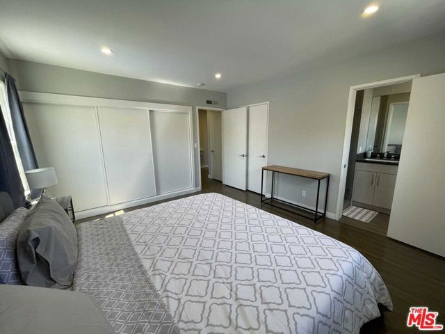 348 S Elm Drive 6, Beverly Hills, CA 90212