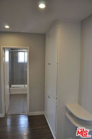 348 S Elm Drive 6, Beverly Hills, CA 90212