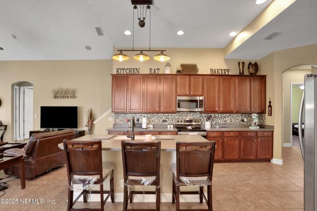 8000 HAMPTON PARK Boulevard E, Jacksonville, FL 32256