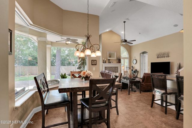 8000 HAMPTON PARK Boulevard E, Jacksonville, FL 32256