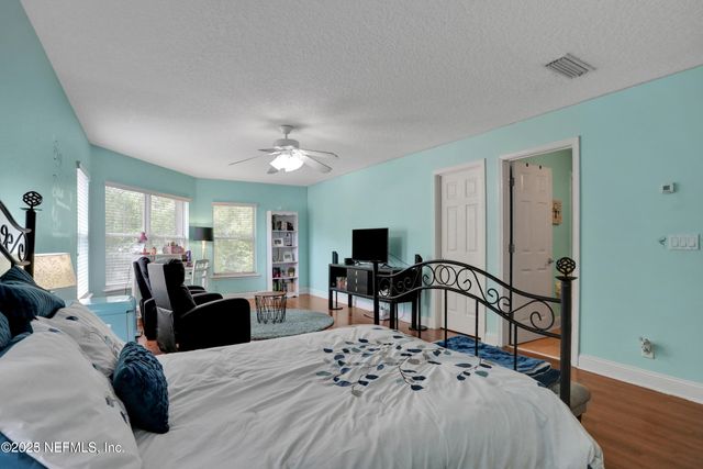 8000 HAMPTON PARK Boulevard E, Jacksonville, FL 32256