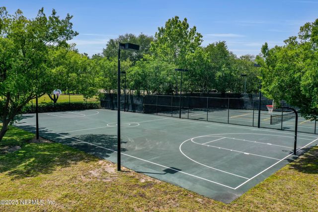 8000 HAMPTON PARK Boulevard E, Jacksonville, FL 32256