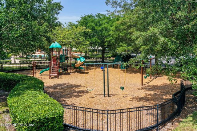 8000 HAMPTON PARK Boulevard E, Jacksonville, FL 32256