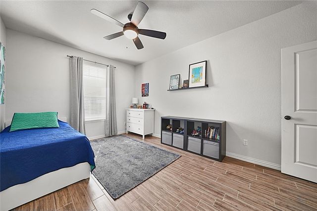 903 Simmental LOOP, Hutto, TX 78634