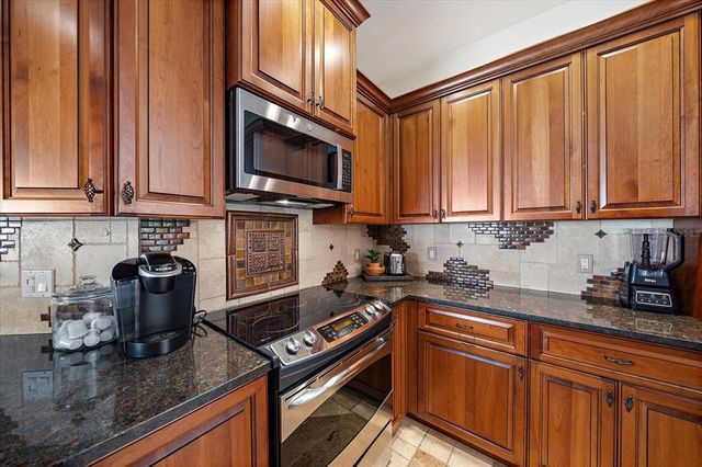 5624 AARON COURT, Sarasota, FL 34232