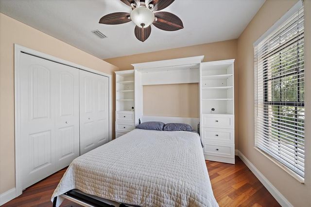 5624 AARON COURT, Sarasota, FL 34232