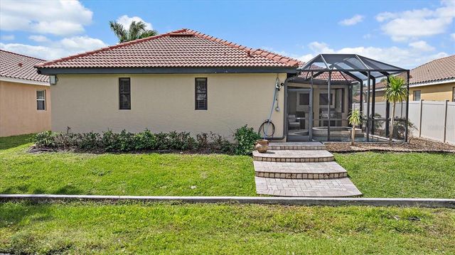 5624 AARON COURT, Sarasota, FL 34232