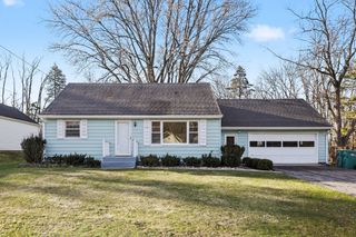 1420 Friendly Avenue, Portage City, MI 49002