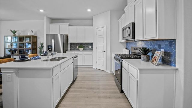 404 Epiphany Lane, Lavon, TX 75166