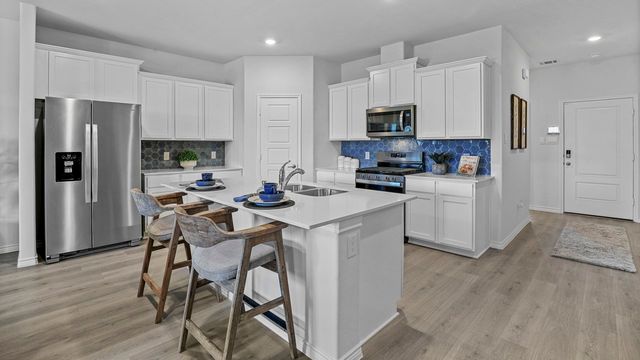 404 Epiphany Lane, Lavon, TX 75166