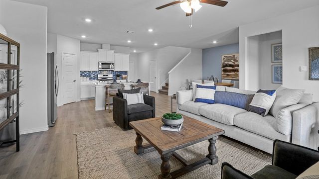 404 Epiphany Lane, Lavon, TX 75166