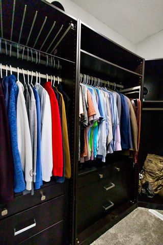 141 Old Farm Mid Court, Bradley, IL 60915