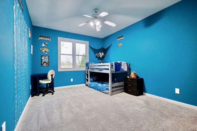 141 Old Farm Mid Court, Bradley, IL 60915