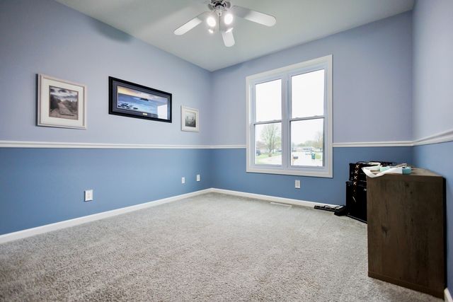 141 Old Farm Mid Court, Bradley, IL 60915