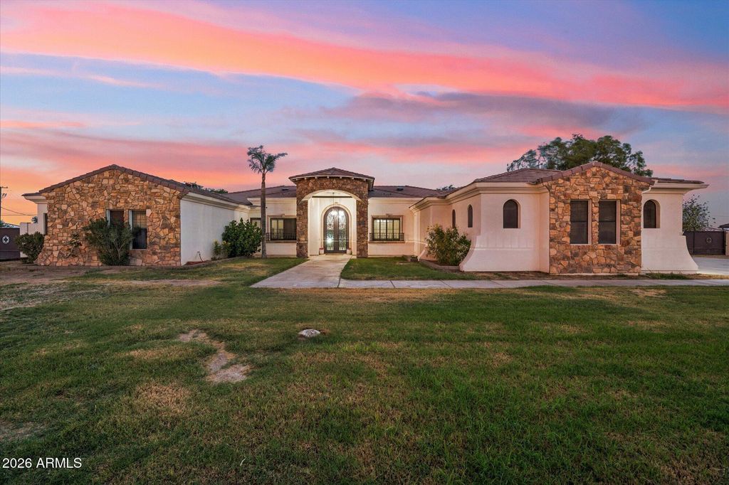 6905 S 219TH Drive, Buckeye, AZ 85326 — exterior