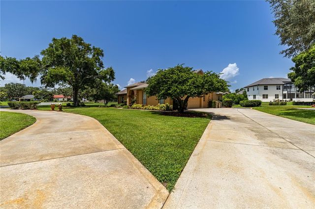 34021 PARK LANE, Leesburg, FL 34788