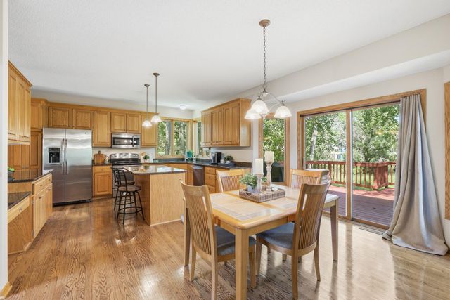10362 Waterfront Drive, Woodbury, MN 55129