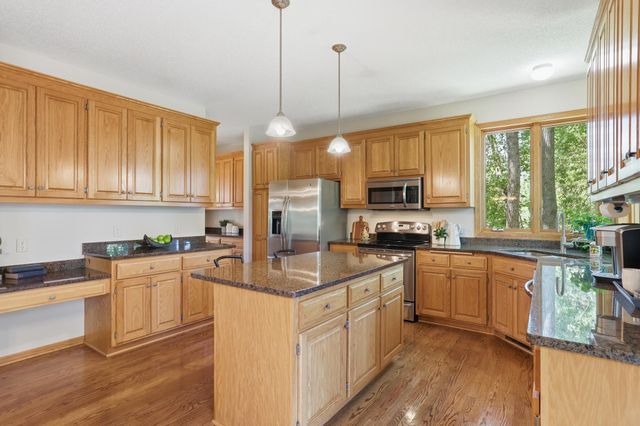 10362 Waterfront Drive, Woodbury, MN 55129