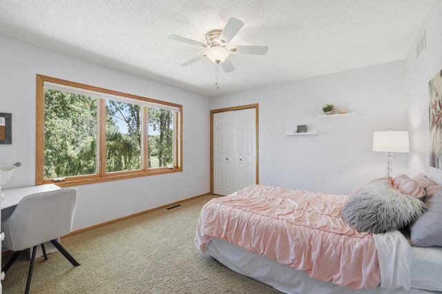 10362 Waterfront Drive, Woodbury, MN 55129