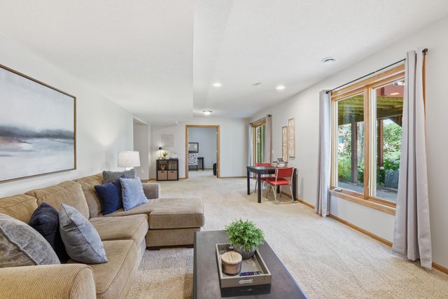 10362 Waterfront Drive, Woodbury, MN 55129