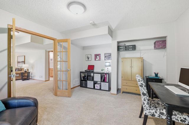 10362 Waterfront Drive, Woodbury, MN 55129