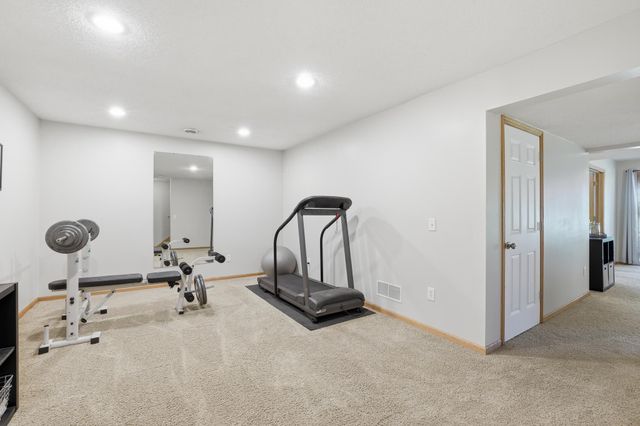 10362 Waterfront Drive, Woodbury, MN 55129