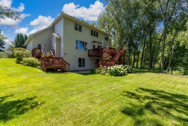 10362 Waterfront Drive, Woodbury, MN 55129