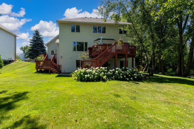 10362 Waterfront Drive, Woodbury, MN 55129