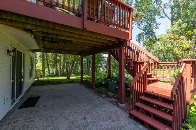10362 Waterfront Drive, Woodbury, MN 55129