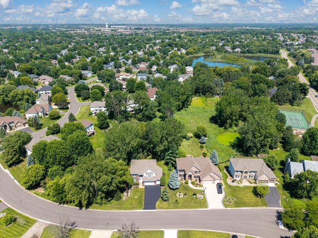 10362 Waterfront Drive, Woodbury, MN 55129