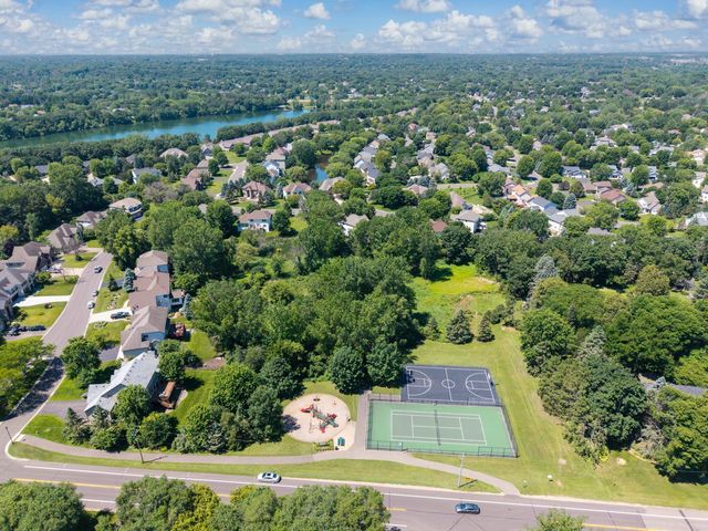 10362 Waterfront Drive, Woodbury, MN 55129