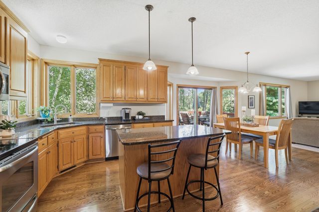 10362 Waterfront Drive, Woodbury, MN 55129