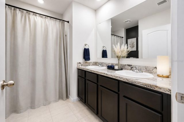 325 AUBURN GROVE CROSSING, Auburndale, FL 33823