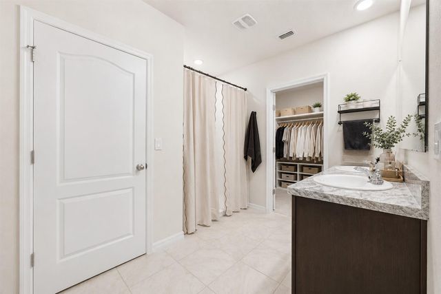 325 AUBURN GROVE CROSSING, Auburndale, FL 33823