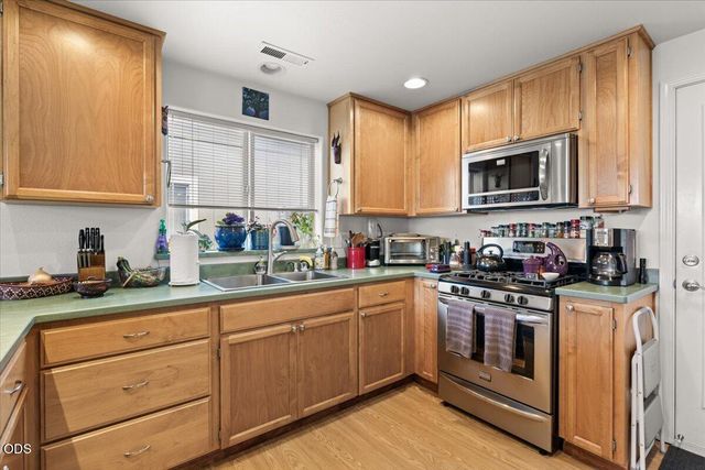 2360 Evan Way, Central Point, OR 97502