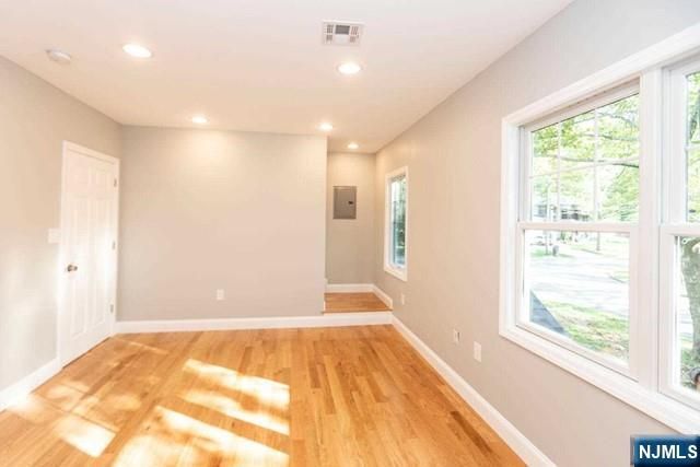 125 Arcola Avenue, Paramus, NJ 07652