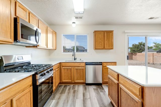 7023 Paese Place NW, Albuquerque, NM 87114