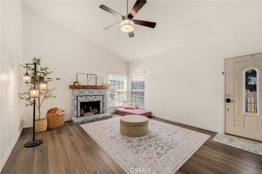 Image 3 of property listing at 10115 Sioux, Riverside, CA 92503