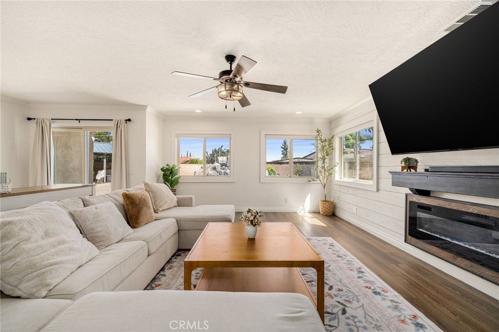 Image 5 of property listing at 10115 Sioux, Riverside, CA 92503