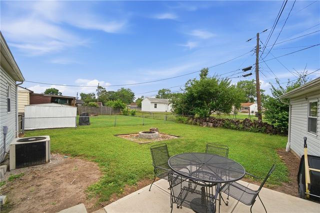 187 Pat Lane, Fairborn, OH 45324