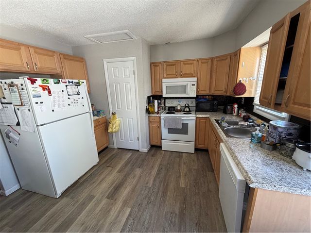 187 Pat Lane, Fairborn, OH 45324