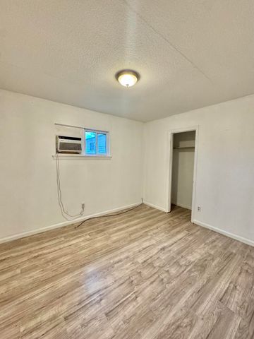 1803 E 26th Street B, Chattanooga, TN 37407