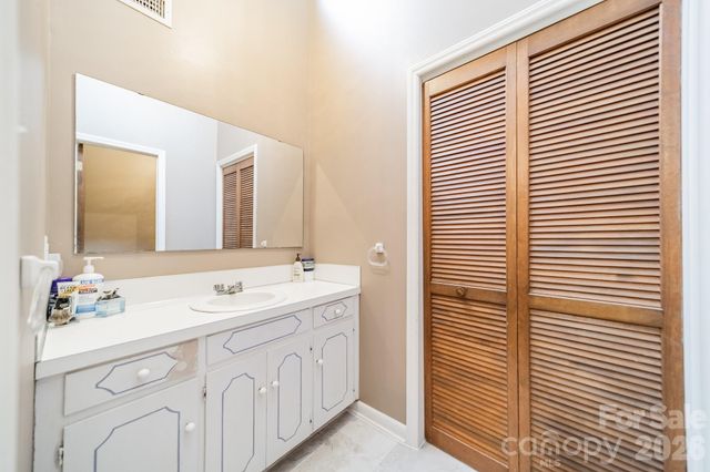 6524 The Little Road, Waxhaw, NC 28173