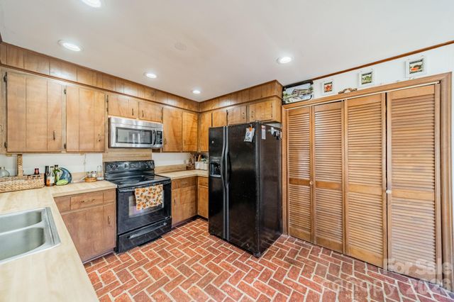 6524 The Little Road, Waxhaw, NC 28173